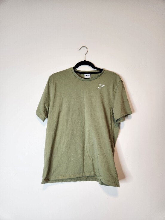 Gymshark Other - Gymshark Crest T-Shirt Size Large